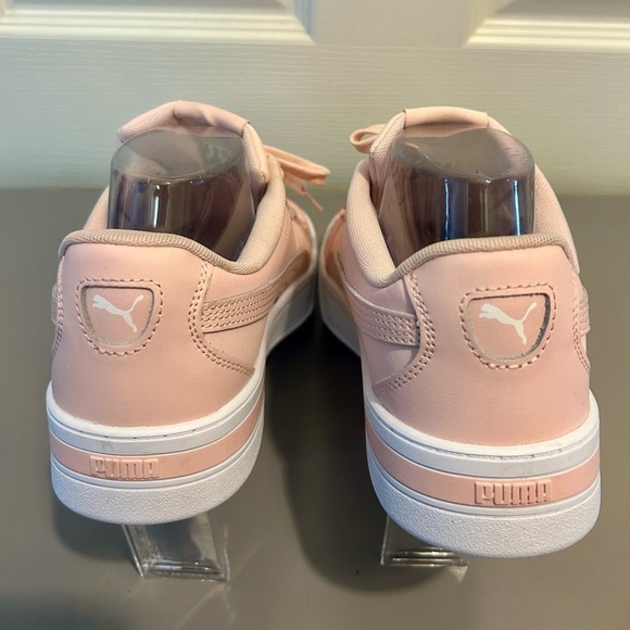 💗”Puma” Baby Pink Women’s Leather Lace Up Soft Foam Sneakers Size 9💗 - Picture 7 of 12